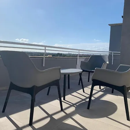 Penthouse Aureliana Attico Con Piscina A Apartment Rome