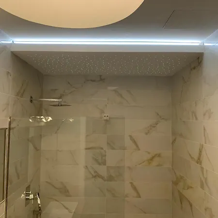 Penthouse Aureliana Attico Con Piscina A